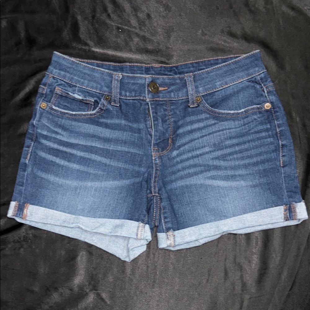 Time and Tru Blue Jean Shorts Classic Style